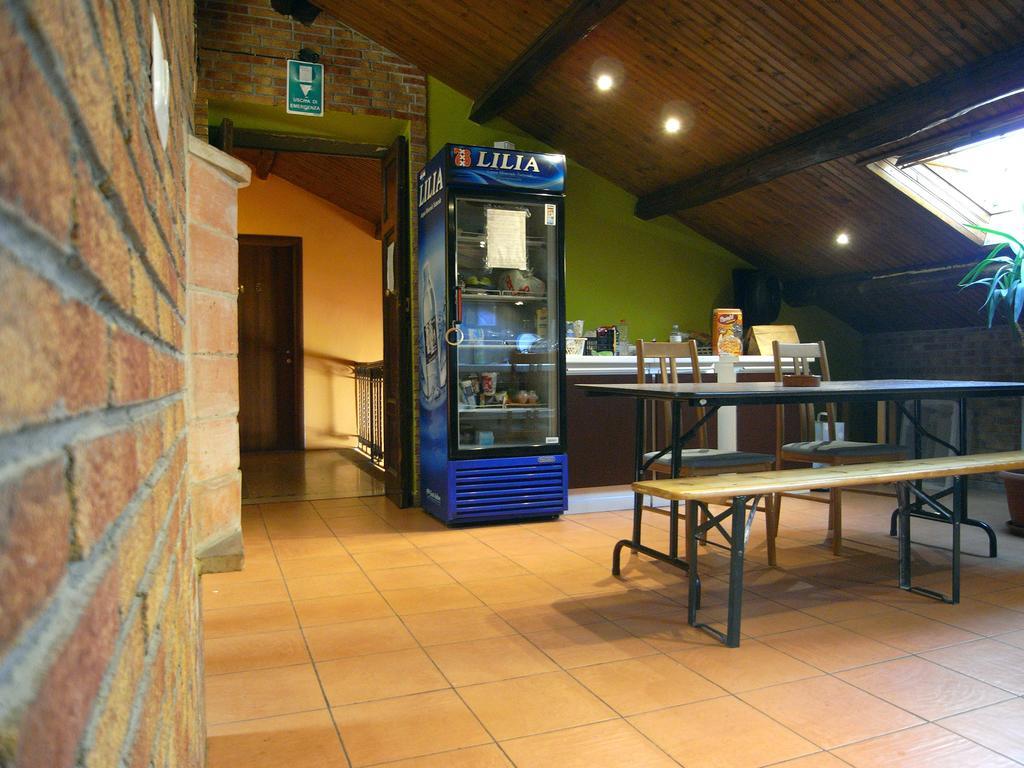 מילאנו Hostel California מראה חיצוני תמונה