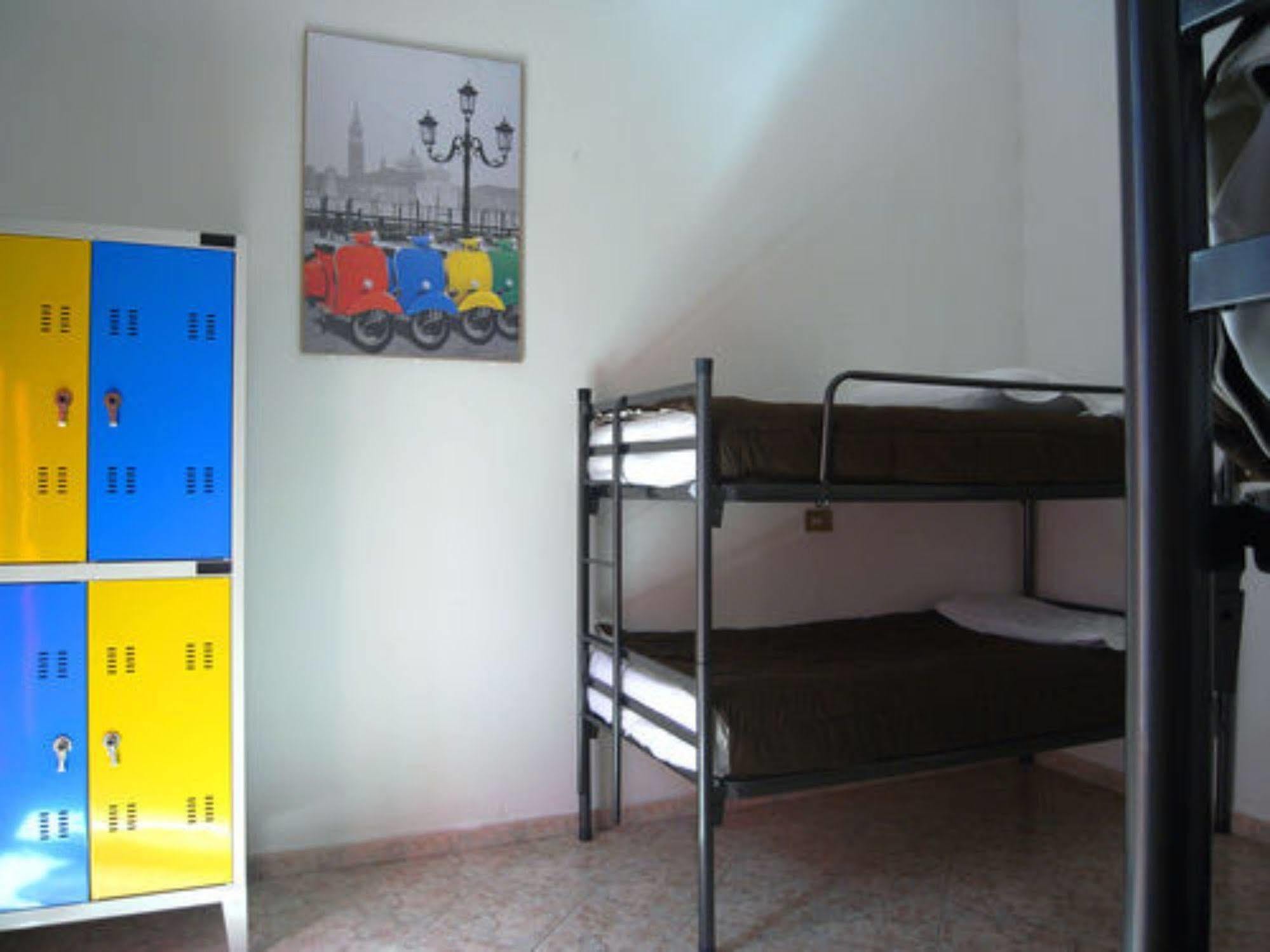 מילאנו Hostel California מראה חיצוני תמונה