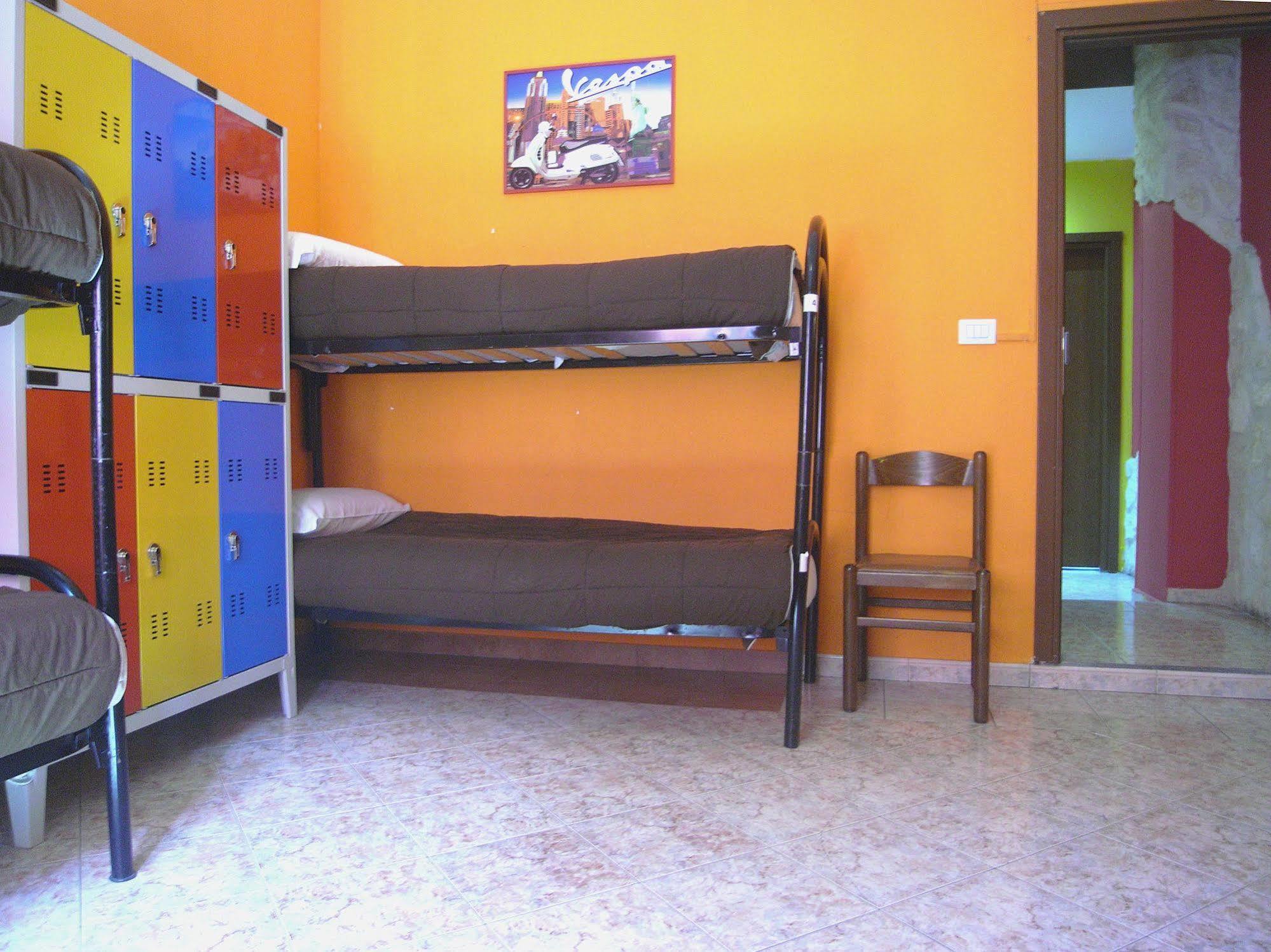 מילאנו Hostel California מראה חיצוני תמונה