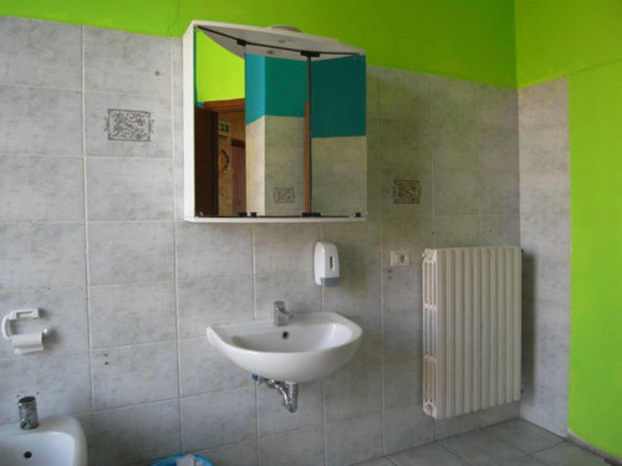 מילאנו Hostel California מראה חיצוני תמונה